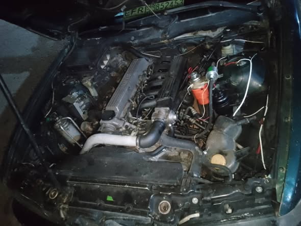 بي ام 525 2000 - صورة 2