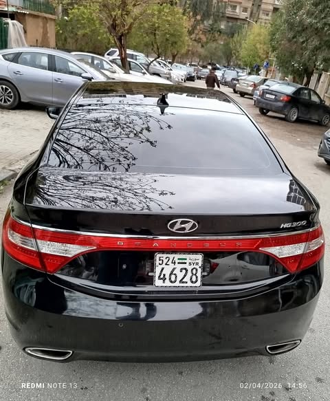 هيونداي أزيرا 2012 - صورة 5