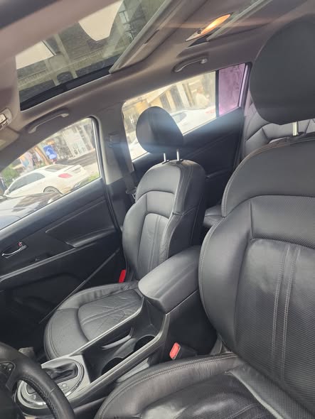 كيا سبورتاج 2011 - صورة 3