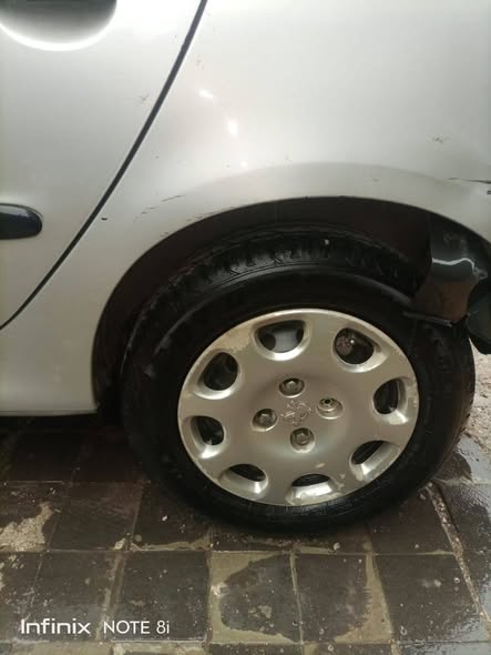 بيجو ٢٠٦ 2007 - صورة 2