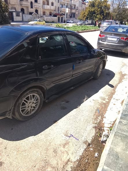 فورد فوكس 2005 - صورة 5