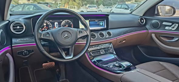 مرسيدس E300 2018