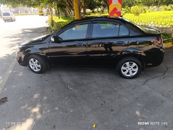 كيا ريو 2010 - صورة 3