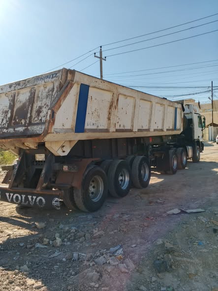 مرسيدس اكتروز 2005