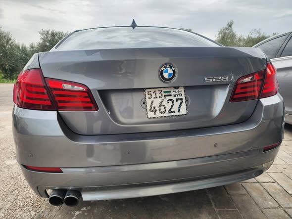 بي إم دبليو 528i 2012