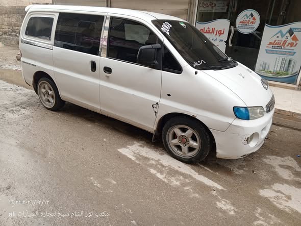 هيونداي H-1 2003