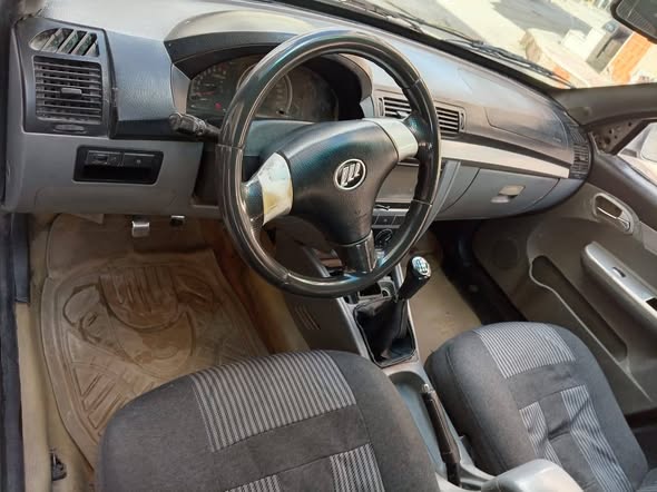 ليفان 520 2008 - صورة 2