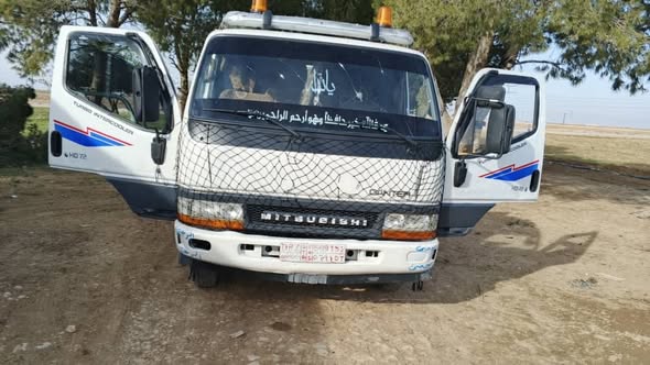 ميتسوبيشي HD72 1999 - صورة 1