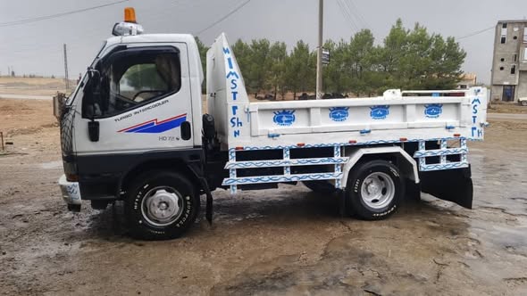 ميتسوبيشي HD72 1999 - صورة 2