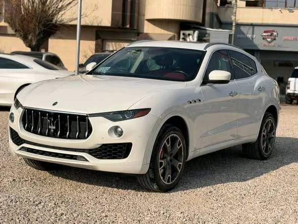 مازيراتي ليڤانتي 2017 - صورة 1