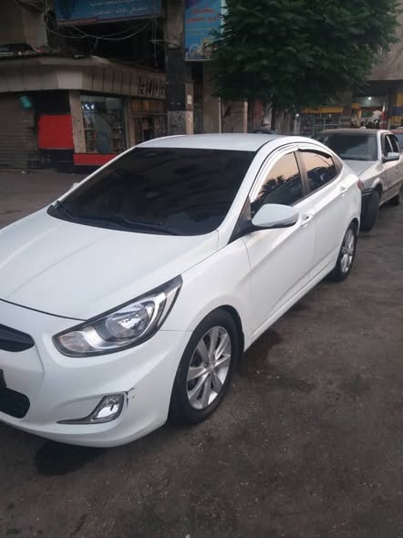 هونداي اكسنت 2012