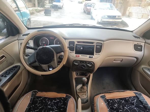 كيا ريو 2010 - صورة 4