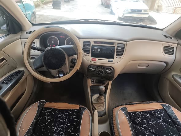 كيا ريو 2010 - صورة 5