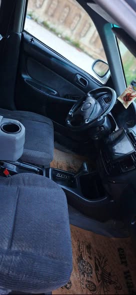 هوندا سيفيك 2000