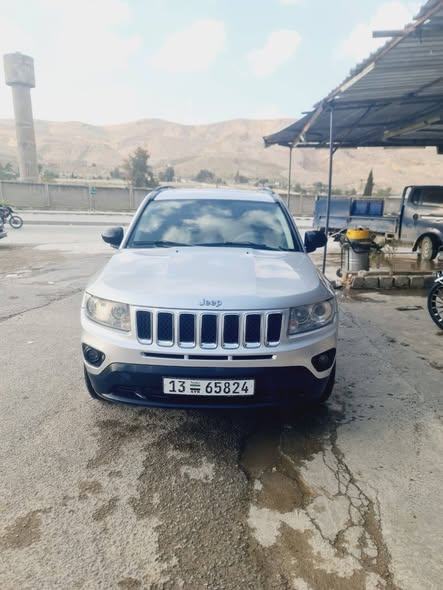 جيب كومباس 2011 - صورة 2