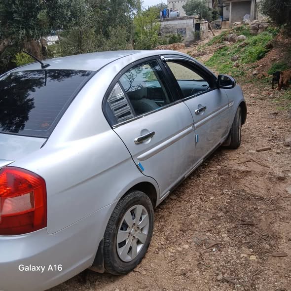 هيونداي فيرنا 2008 - صورة 3