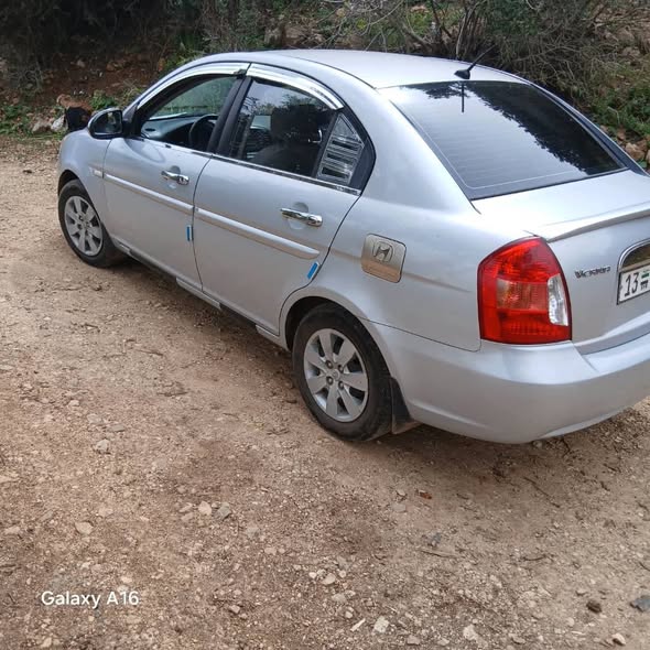 هيونداي فيرنا 2008 - صورة 4