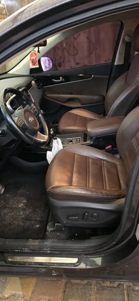 كيا سورانتو 2015 - صورة 2