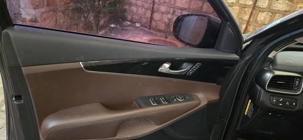 كيا سورانتو 2015 - صورة 3