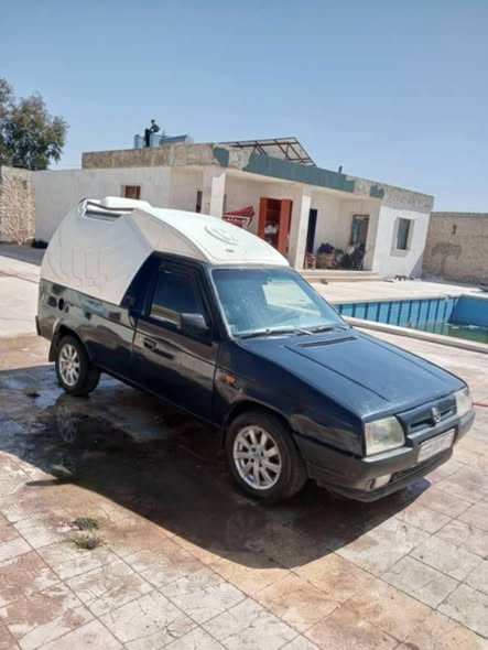 سكودا بيك اب 1994