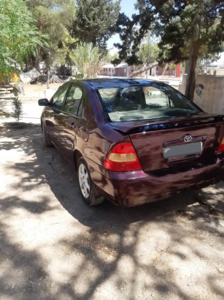 تويوتا كورولا 2004 - صورة 3