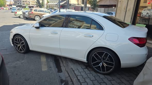 مرسيدس A220 2025 - صورة 2