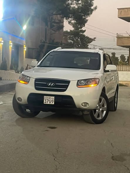 هيونداي سانتافي 2010 - صورة 1