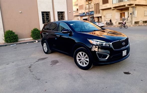 كيا سورنتو 2016