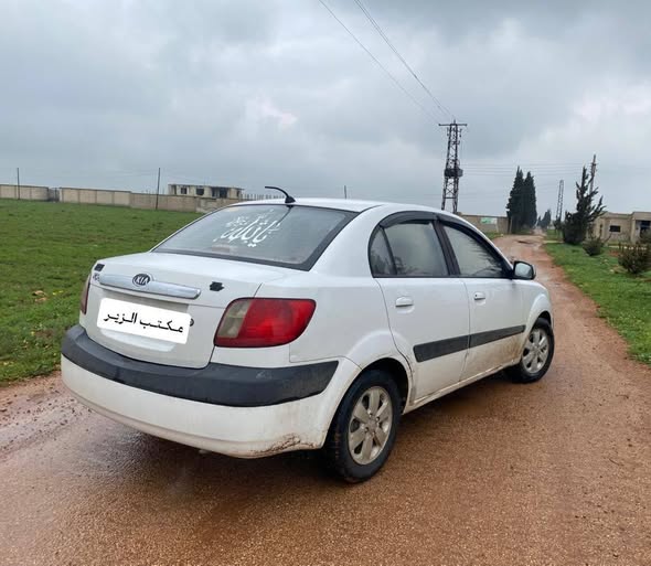 كيا ريو 2008 - صورة 3