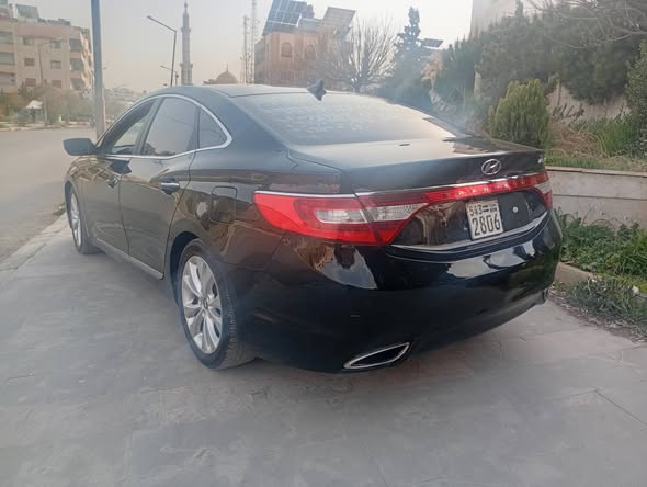 هونداي آزيرا 2011 - صورة 1