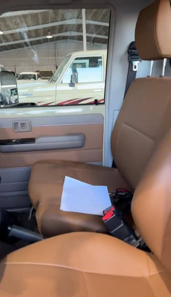 تويوتا لاندكروزر 2022 - صورة 4