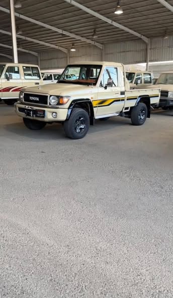 تويوتا لاندكروزر 2022 - صورة 5