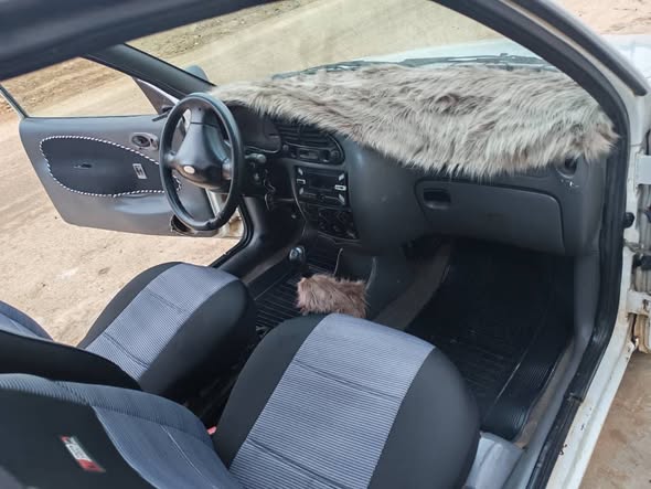 فورد كوريير 2006 - صورة 3