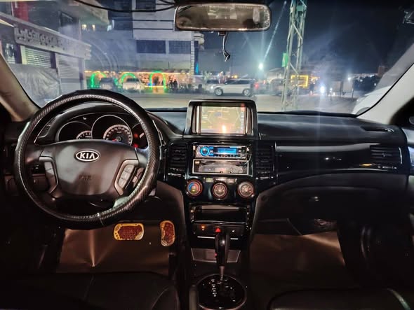 كيا اوبتيما 2010