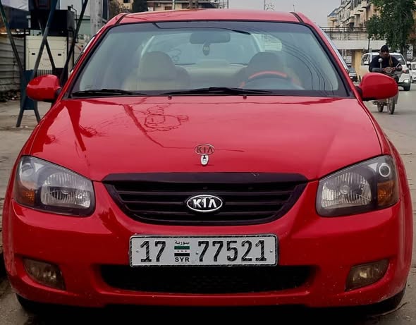 كيا سيراتو 2009 - صورة 3