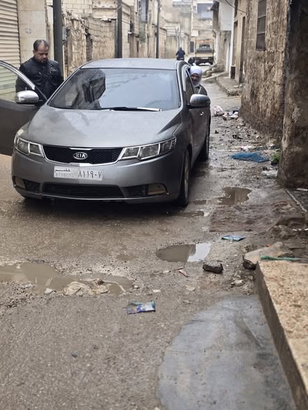 كيا فورتي 2009 - صورة 1