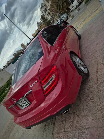 مرسيدس C300 2014 - صورة 4