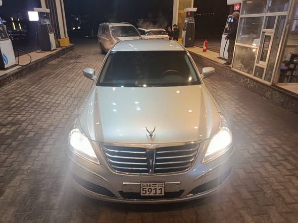 هيونداي سنتنيال 2010 - صورة 2