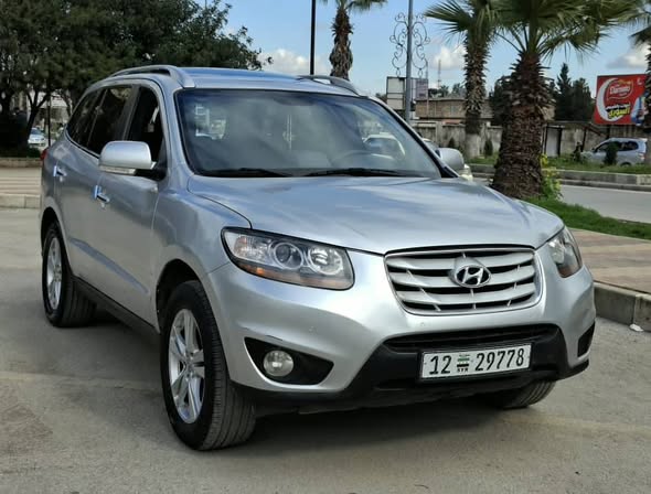هيونداي سنتافيه 2010 - صورة 4