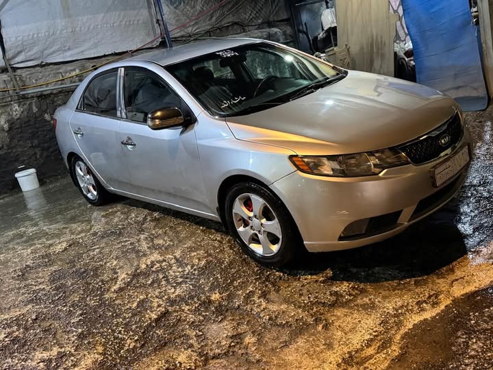 كيا فورتي 2010