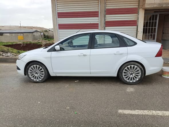 فورد فوكس 2010 - صورة 2