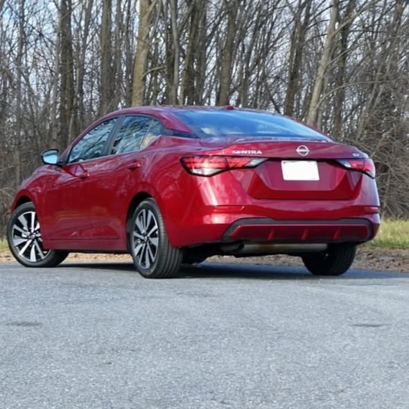 نيسان سنترا 2025 - صورة 1