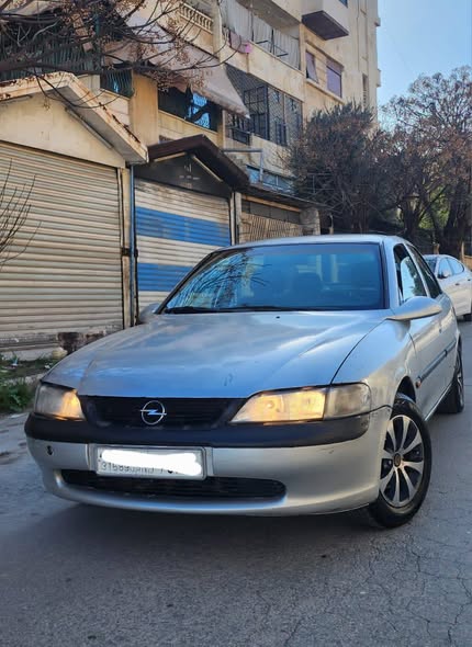 أوبل فيكترا 2002