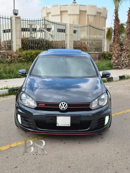 فولكس فاجن غولف 2012 - صورة 1