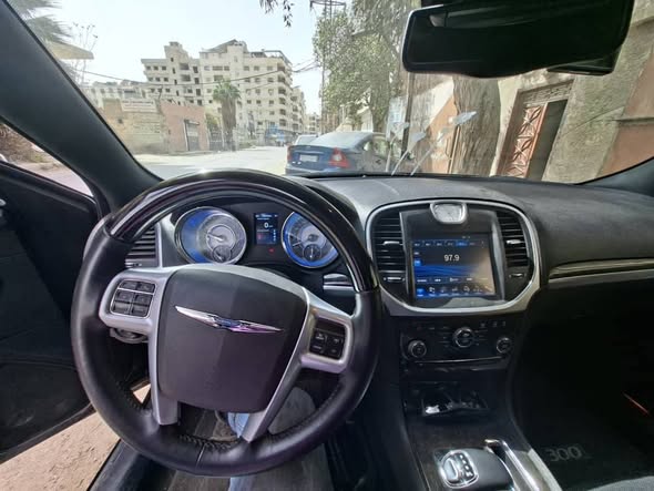 كرايسلر 300C 2014 - صورة 4