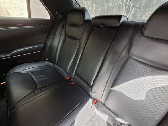 كرايسلر 300C 2014 - صورة 5