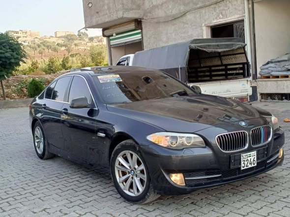 بي ام دبليو 520 2012