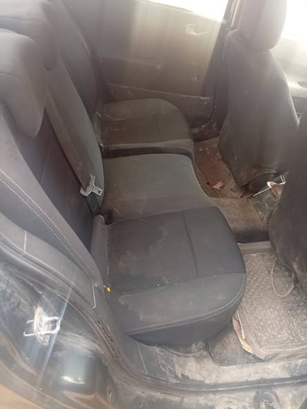 رينو رينو 2004 - صورة 1