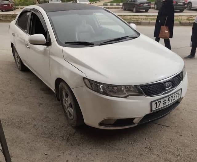 كيا فورتي 2009