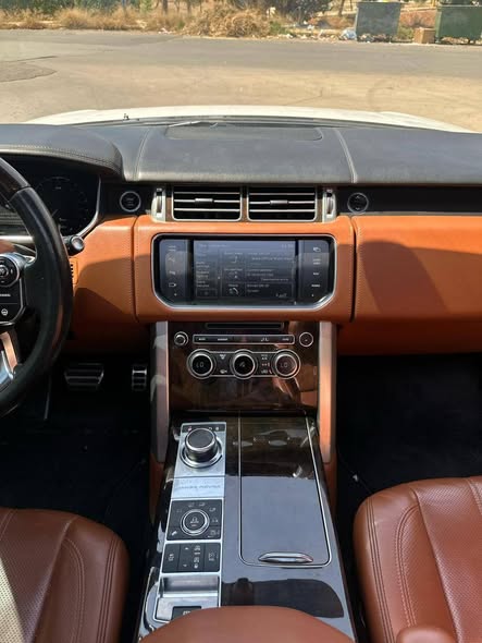 رنج روفر فوغ 2015 - صورة 4